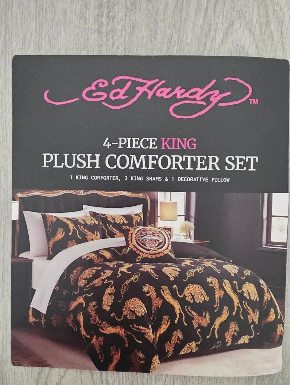Ed Hardy KING 4 Piece Luxurious Tiger Plush Comforter Set New